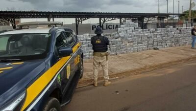 Imagem da notícia Ação conjunta apreende 5,6 toneladas de maconha na BR-158, em Paranaíba